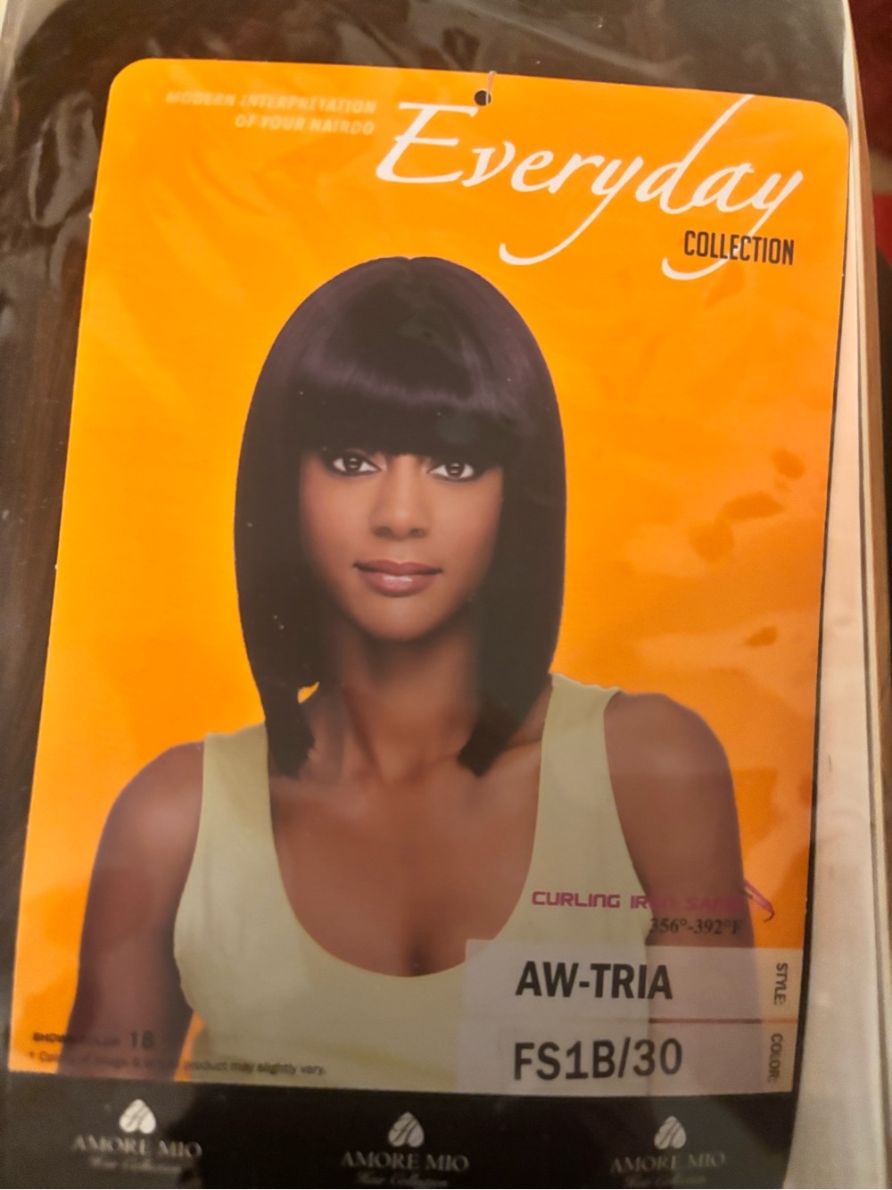 Bob wig Vivica Fox Everyday wig 1B/30